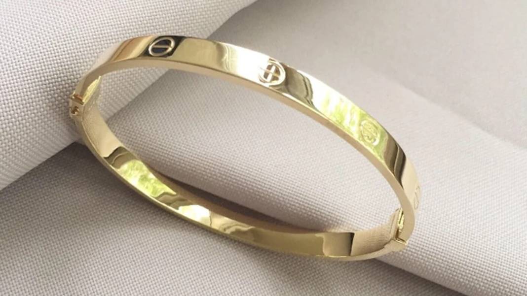 Artık herkes bunu takıyor! Meltem, Ajda, Burma hepsini unutun: Cartier bilezikler fiyatı ve modeliyle hayran bırakacak 6